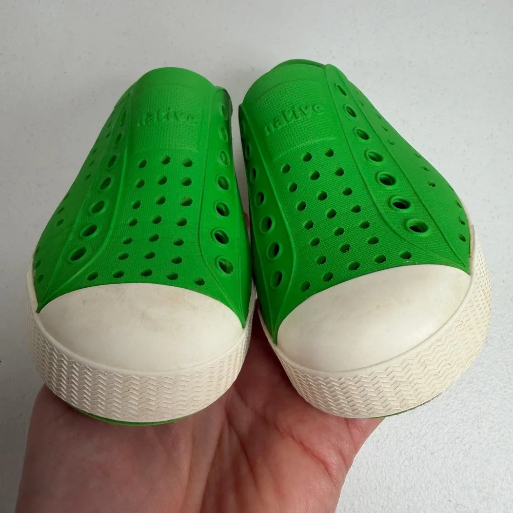 Native C10 Jefferson Slip On Shoes Green Perforated Water Friendly Sneakers